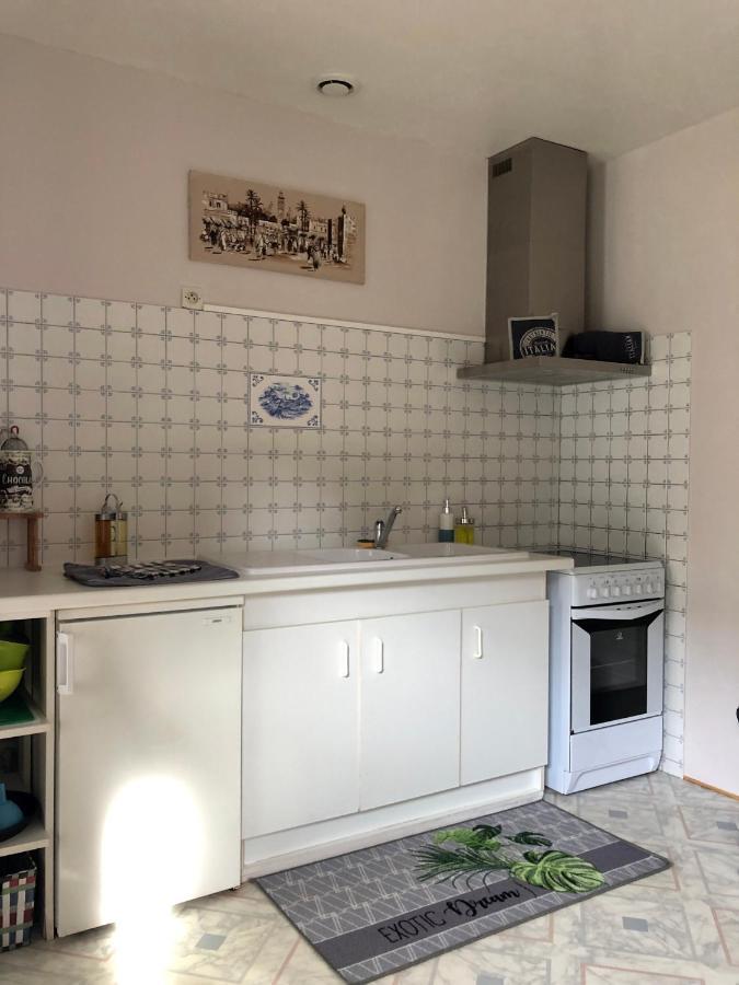 Lo'Gîte L'Allée du Val Lalaye Extérieur photo