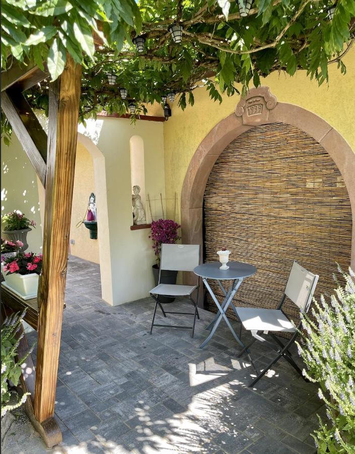 Lo'Gîte L'Allée du Val Lalaye Extérieur photo