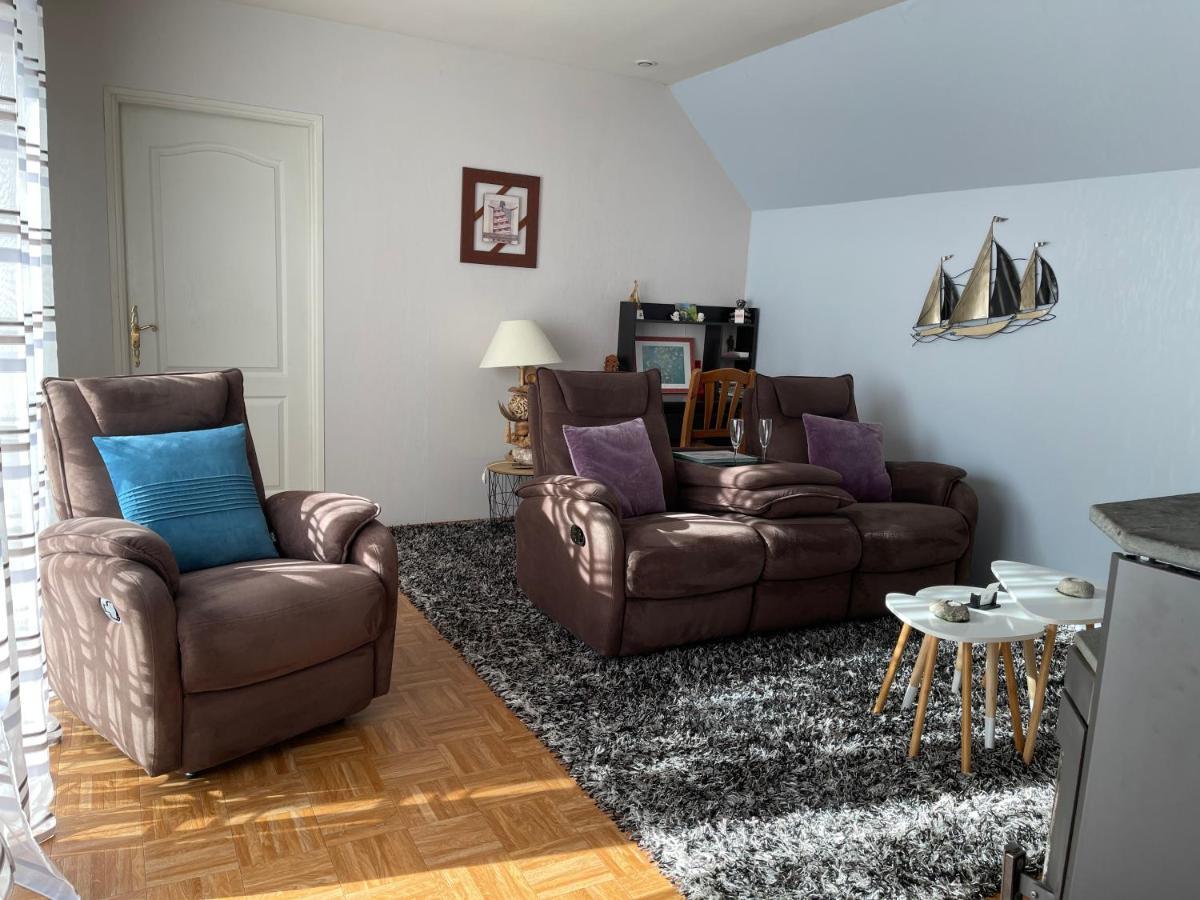 Lo'Gîte L'Allée du Val Lalaye Extérieur photo