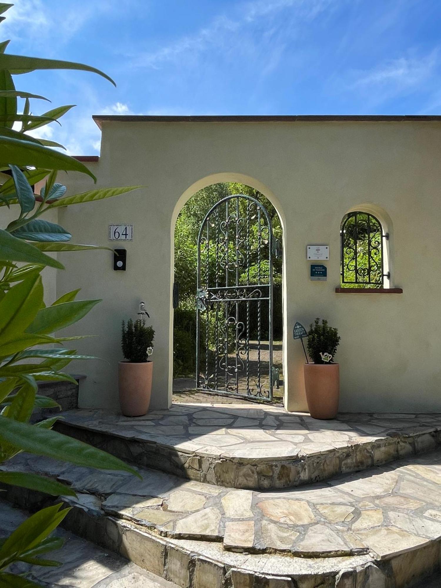 Lo'Gîte L'Allée du Val Lalaye Extérieur photo